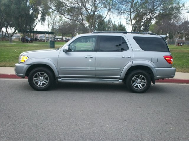 2003 Toyota Sequoia I Limited