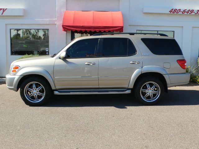 2003 Toyota Sequoia L.T. 4-w.d. 5.3L