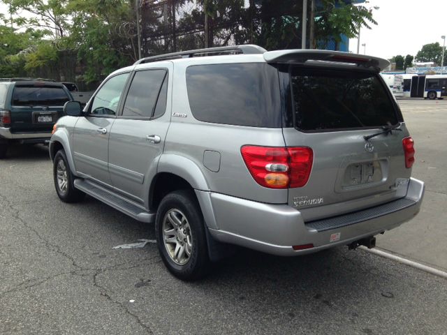 2003 Toyota Sequoia Super
