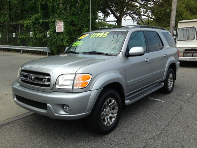 2003 Toyota Sequoia Super
