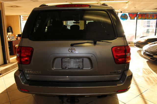 2003 Toyota Sequoia GT Limited