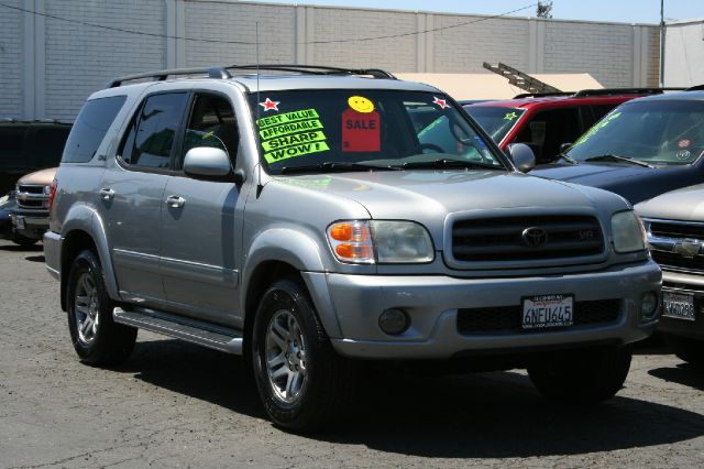2003 Toyota Sequoia L.T. 4-w.d. 5.3L