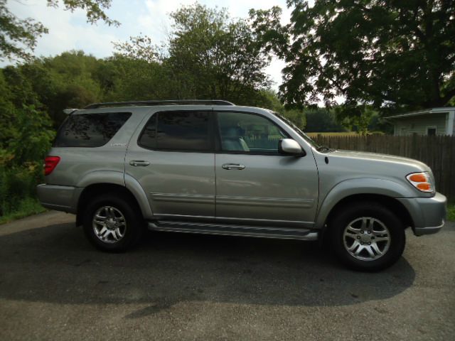 2003 Toyota Sequoia Super