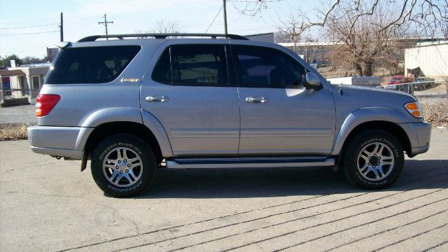 2004 Toyota Sequoia Super