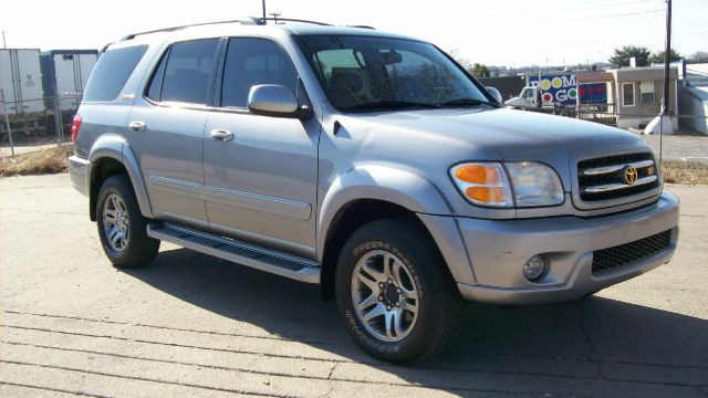2004 Toyota Sequoia Super