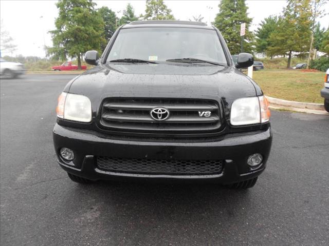 2004 Toyota Sequoia SE Manual (natl)