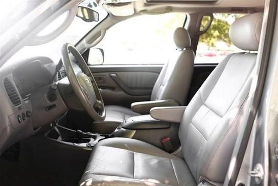 2004 Toyota Sequoia Super
