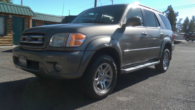 2004 Toyota Sequoia Super