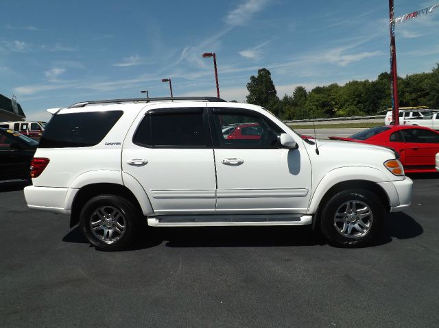 2004 Toyota Sequoia Super