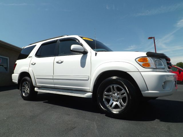 2004 Toyota Sequoia Super