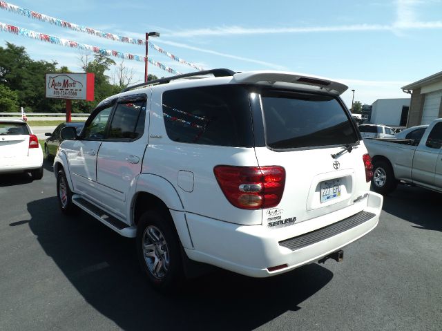 2004 Toyota Sequoia Super