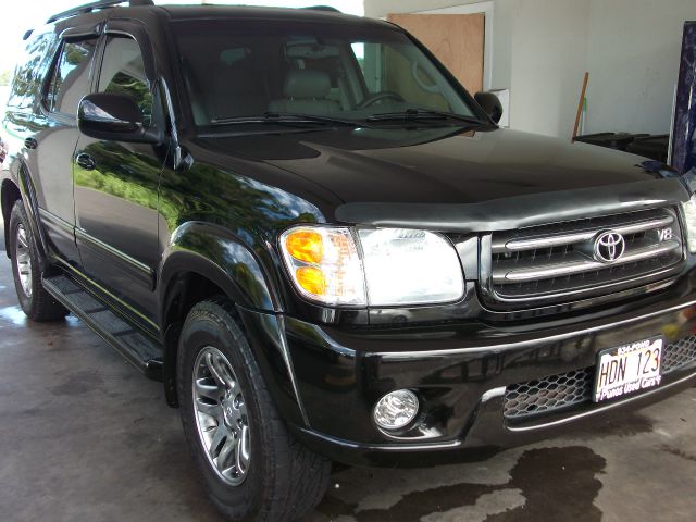 2004 Toyota Sequoia Super