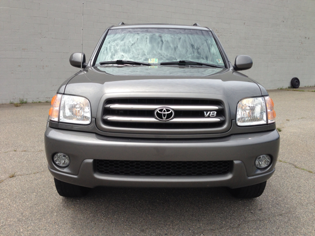 2004 Toyota Sequoia Super