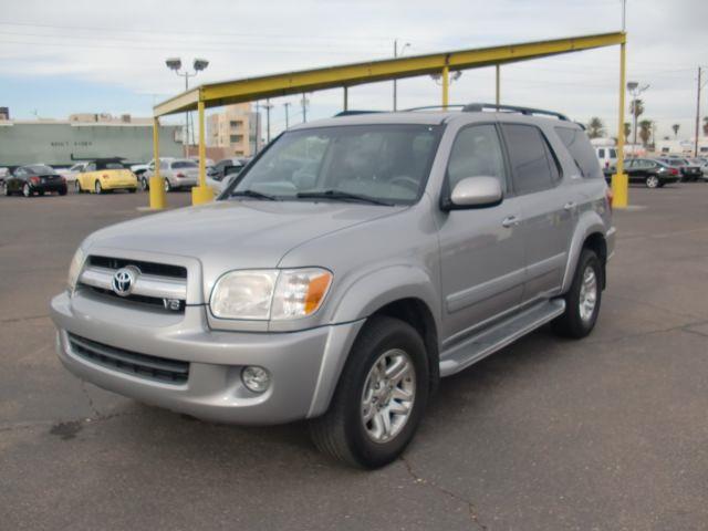 2005 Toyota Sequoia SLT 25