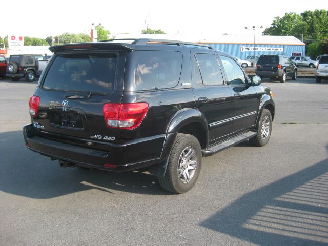 2005 Toyota Sequoia Super