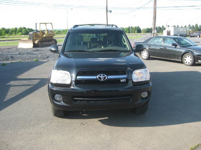 2005 Toyota Sequoia Super