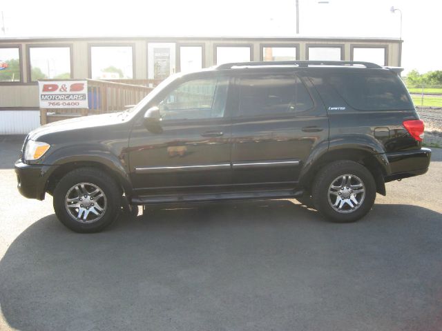 2005 Toyota Sequoia Super