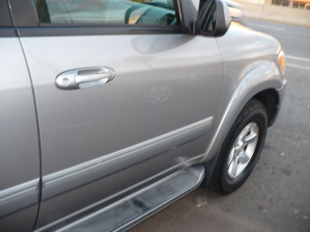 2005 Toyota Sequoia I Limited