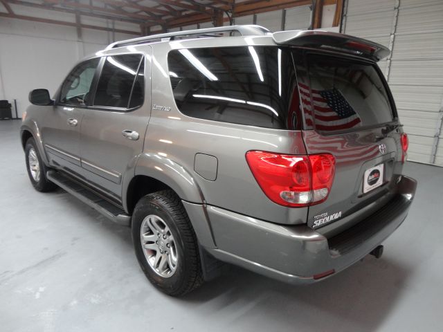2005 Toyota Sequoia I Limited