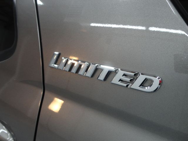 2005 Toyota Sequoia I Limited