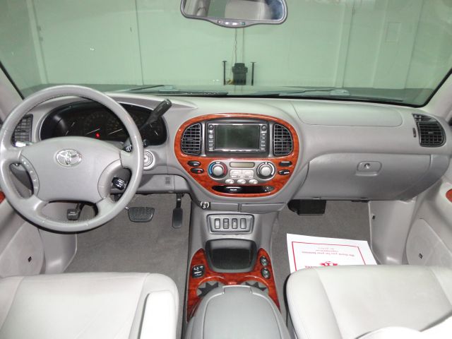 2005 Toyota Sequoia I Limited