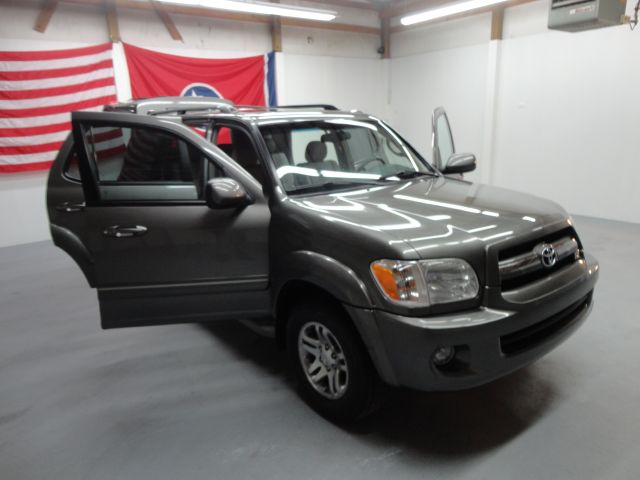 2005 Toyota Sequoia I Limited