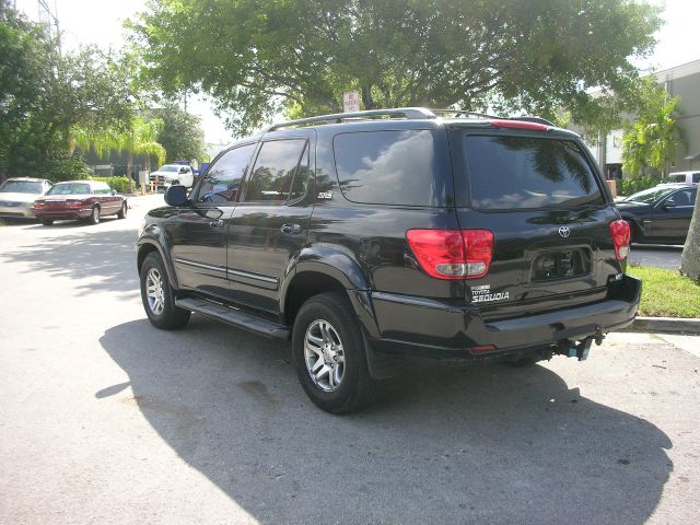 2005 Toyota Sequoia GT Limited