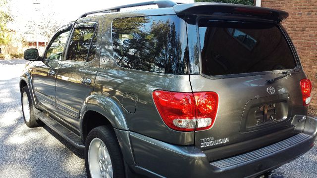 2006 Toyota Sequoia FC4