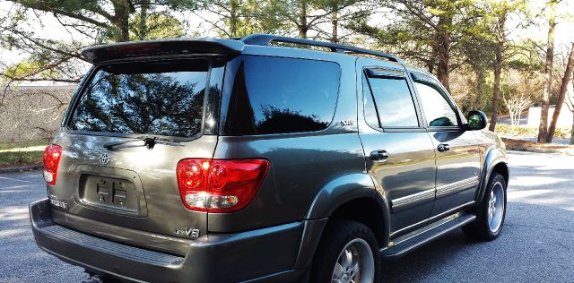 2006 Toyota Sequoia FC4
