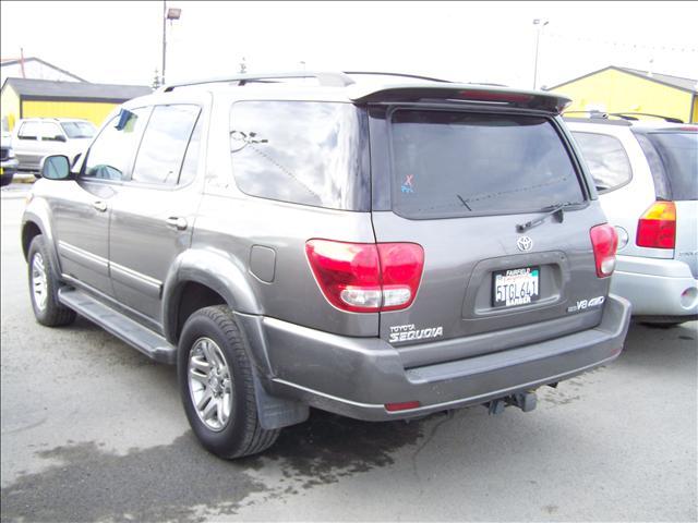 2006 Toyota Sequoia SLT 25