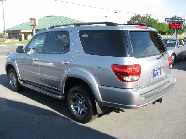 2007 Toyota Sequoia 3.5 H.O V6 Sedan