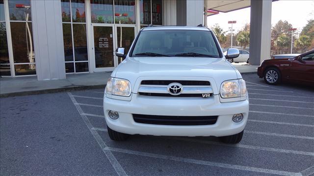 2007 Toyota Sequoia SLT 25