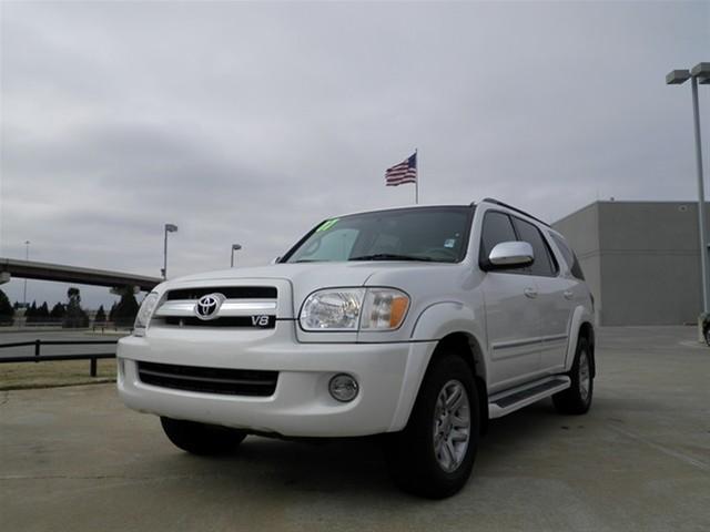 2007 Toyota Sequoia Service BODY