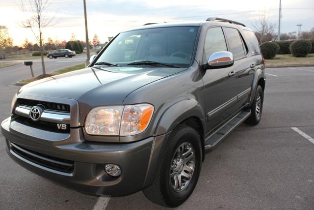 2007 Toyota Sequoia SLT 25