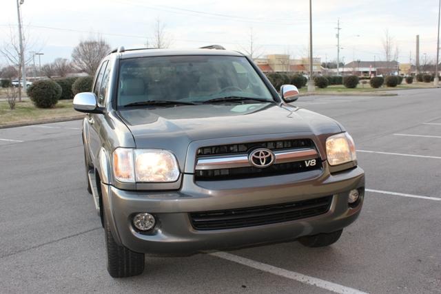 2007 Toyota Sequoia SLT 25