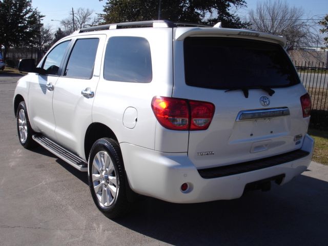 2010 Toyota Sequoia 3.8L V6 3.8 Grand Touring
