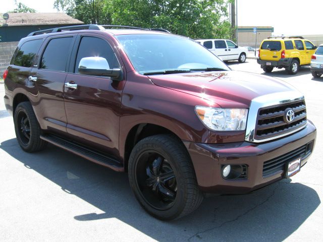 2010 Toyota Sequoia 4X4 LS 26K