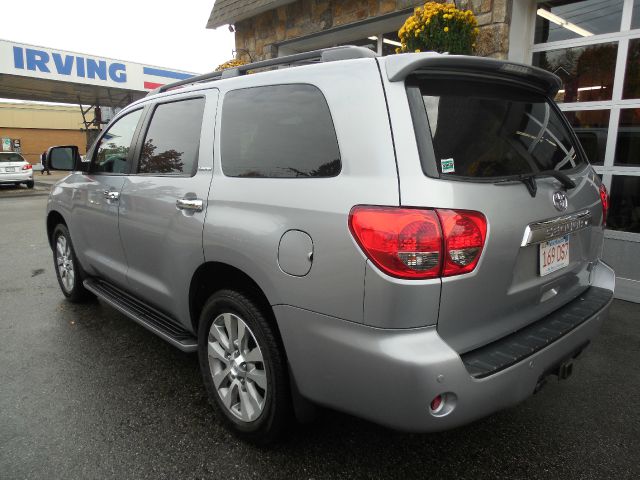 2011 Toyota Sequoia Super