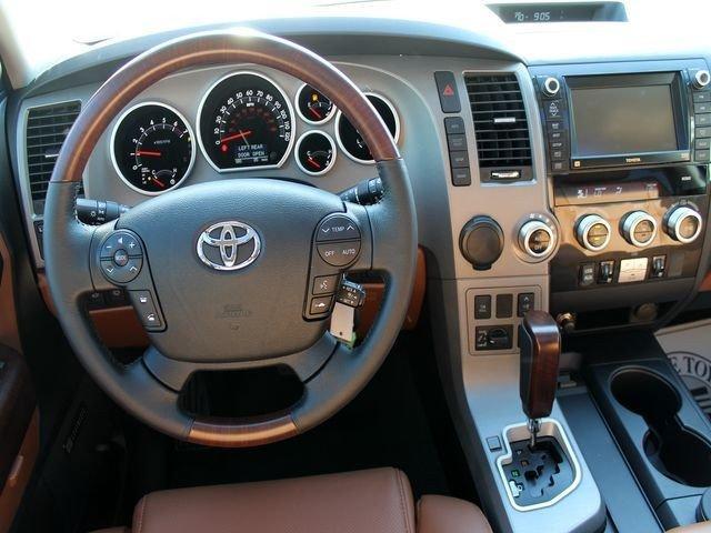 2012 Toyota Sequoia Ralliart