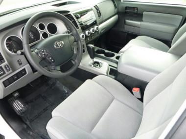 2013 Toyota Sequoia Unknown