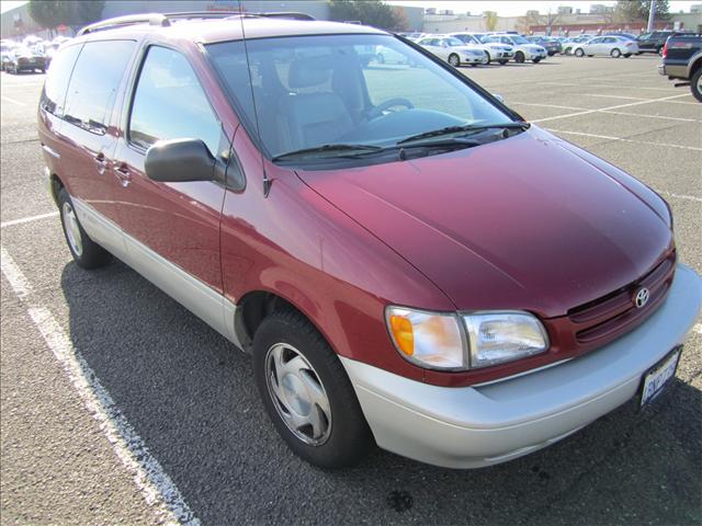 1998 Toyota Sienna Unknown