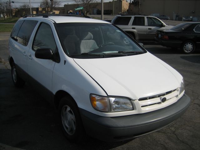 1998 Toyota Sienna Unknown