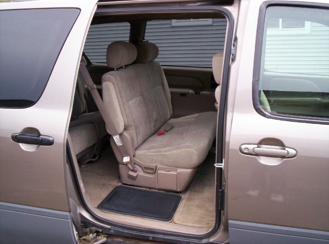 1999 Toyota Sienna Custom Super Clean WITH LOTS OF TOYS