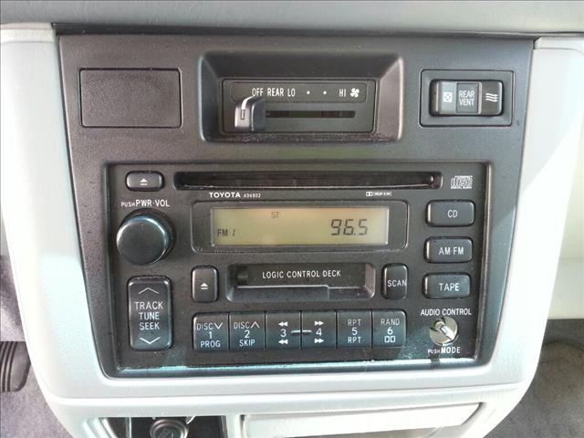 1999 Toyota Sienna Unknown