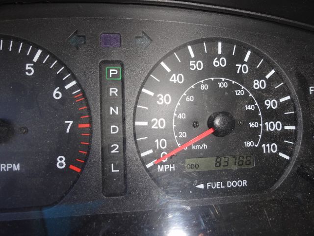 2000 Toyota Sienna LE - 4x2