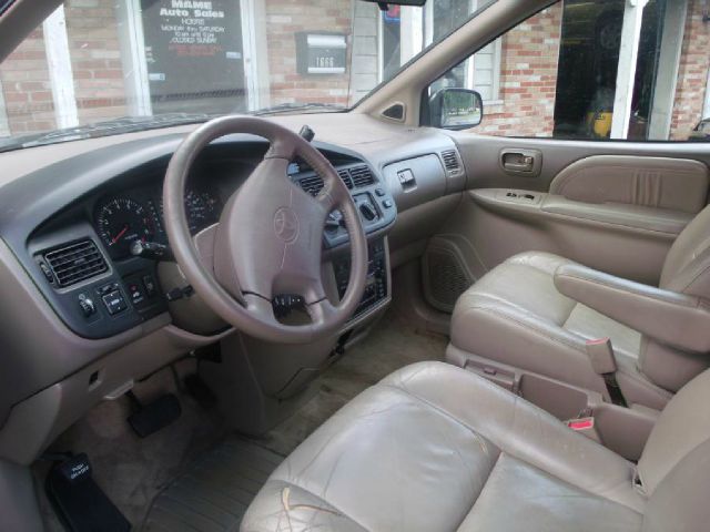2000 Toyota Sienna Unknown
