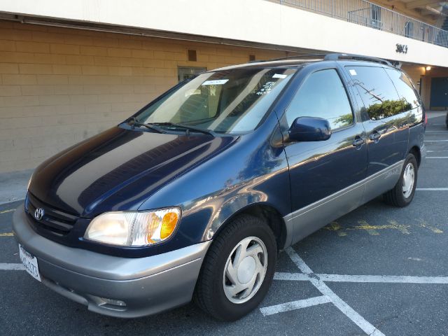 2001 Toyota Sienna Unknown