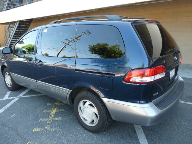 2001 Toyota Sienna Unknown
