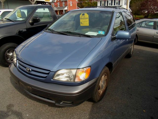 2001 Toyota Sienna Unknown