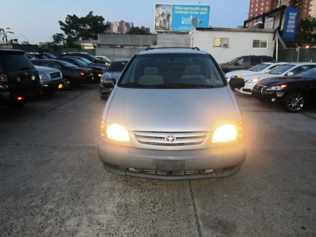 2002 Toyota Sienna Sport Hard Top